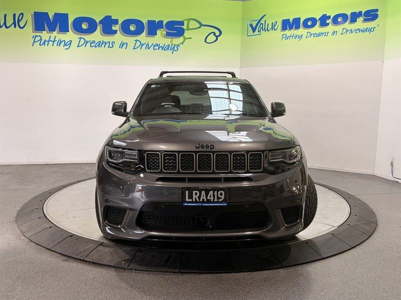 2018 Jeep Grand Cherokee Trackhawk, photo 2