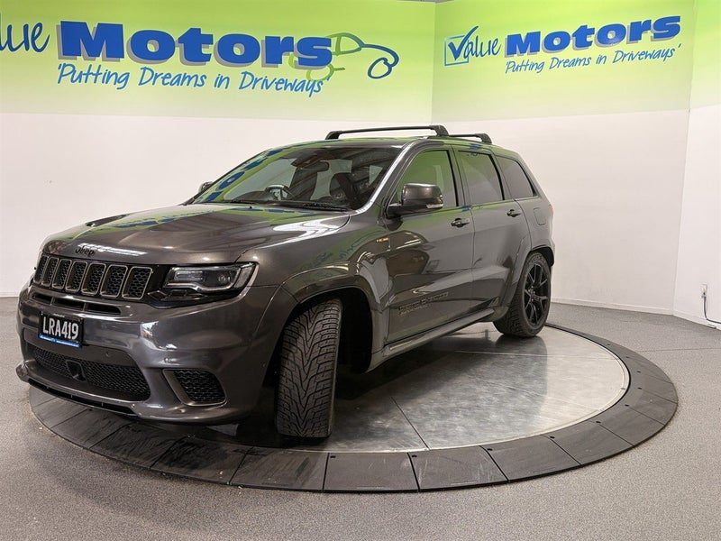 2018 Jeep Grand Cherokee Trackhawk, photo 3