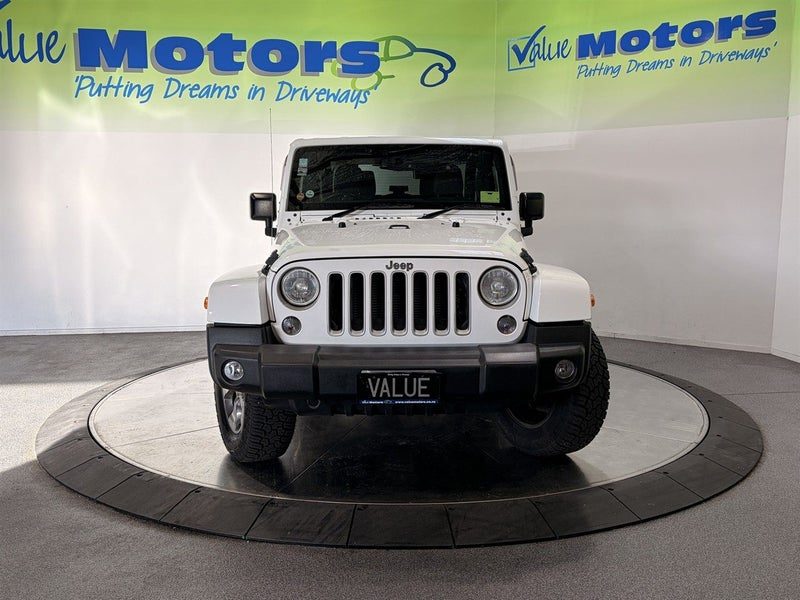 2017 Jeep Wrangler SAHARA SHORT WHEEL BASE!!, photo 2