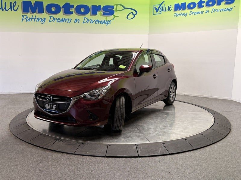 2017 Mazda Demio 2 NEW SHAPE with LOW KMS, photo 3
