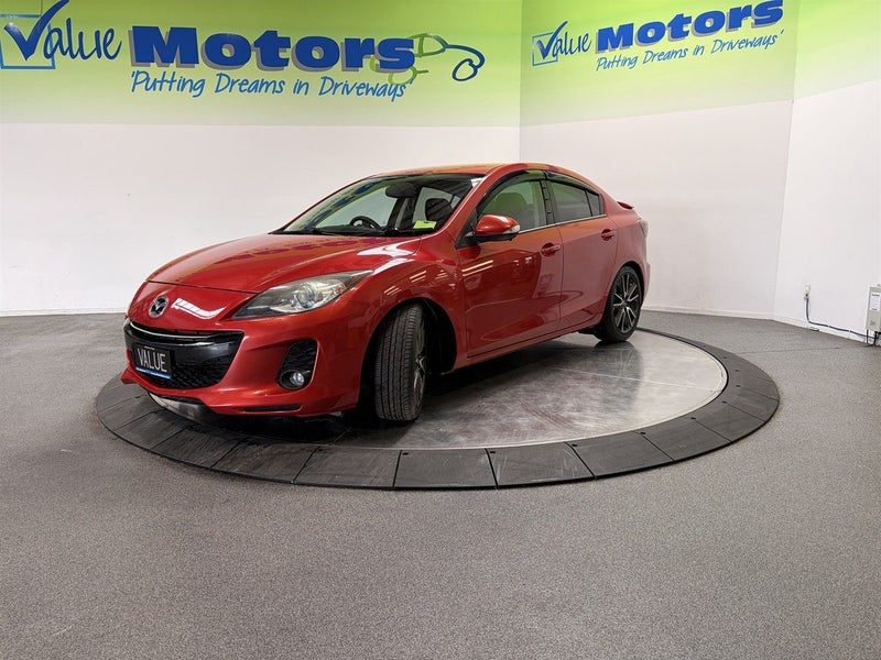 2012 Mazda Axela HOT LOOKING SEDAN!!, photo 3