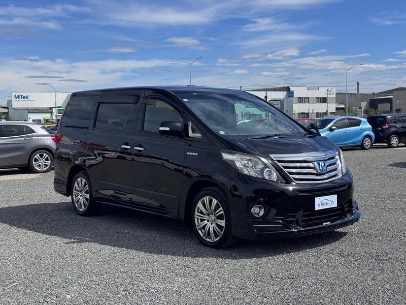 2014 Toyota Alphard Hybrid E-Four 7 Seats, photo 3