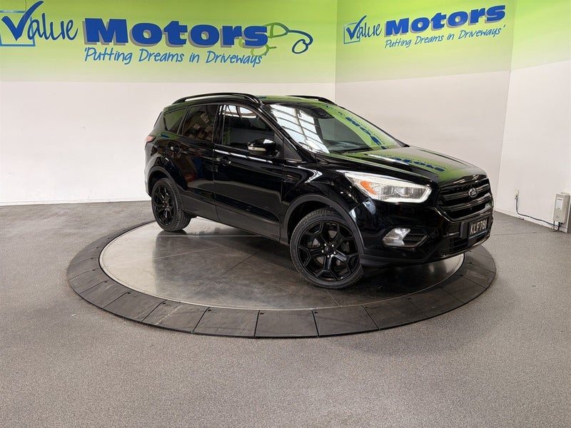 2017 Ford Escape TITANIUM AWD BLACK PACK