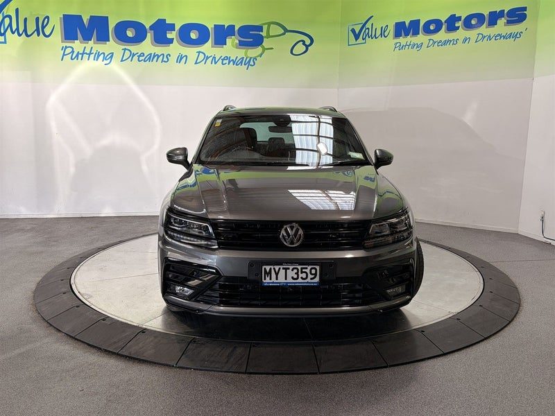 2020 Volkswagen Tiguan R-LINE with BLACK PACK!!, photo 2