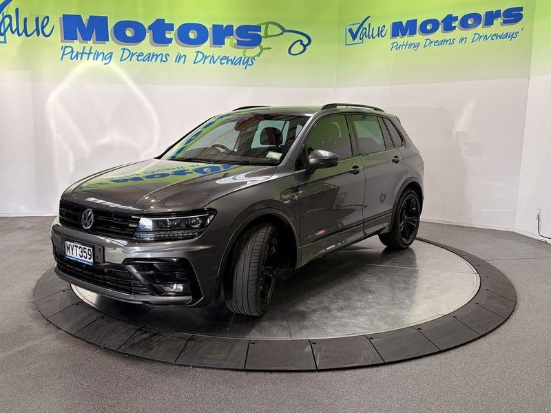 2020 Volkswagen Tiguan R-LINE with BLACK PACK!!, photo 3