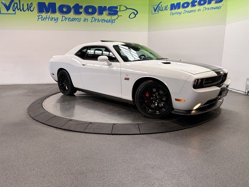 2013 Dodge Challenger SRT