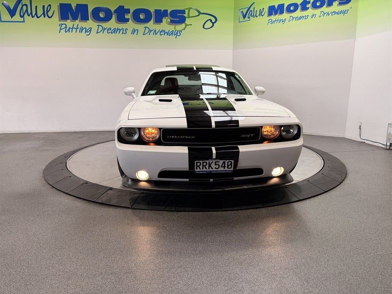 2013 Dodge Challenger SRT, photo 2