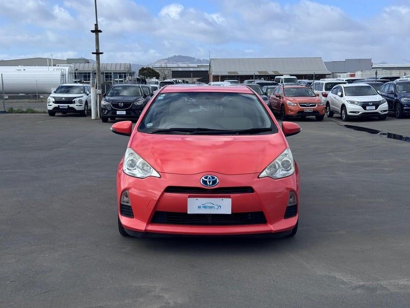 2013 Toyota Aqua S Model Push button start!!, photo 2