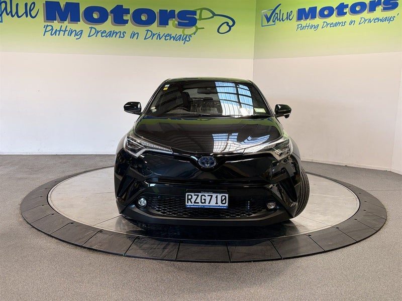 2018 Toyota C-HR HYBRID in BLACK!!, photo 2