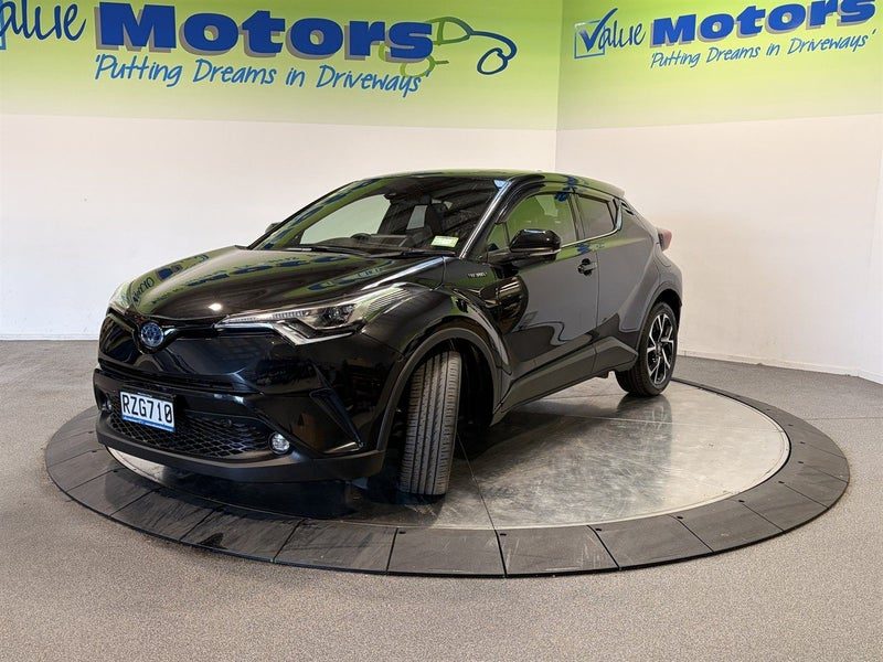 2018 Toyota C-HR HYBRID in BLACK!!, photo 3