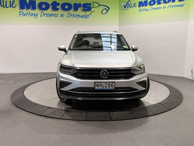 2021 Volkswagen Tiguan TSI, photo 2