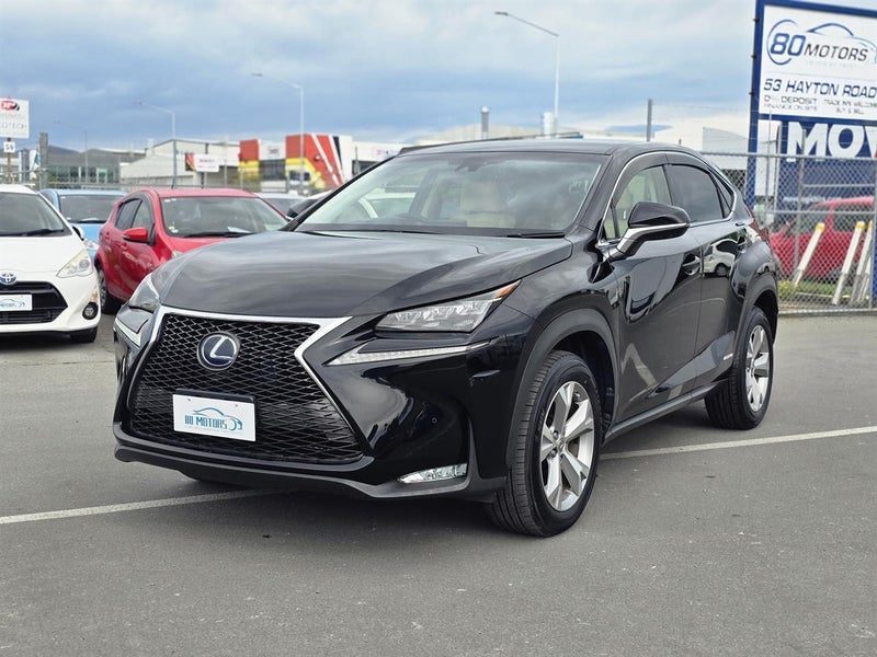 2015 Lexus NX 300h 2.5L Hybrid | Version L