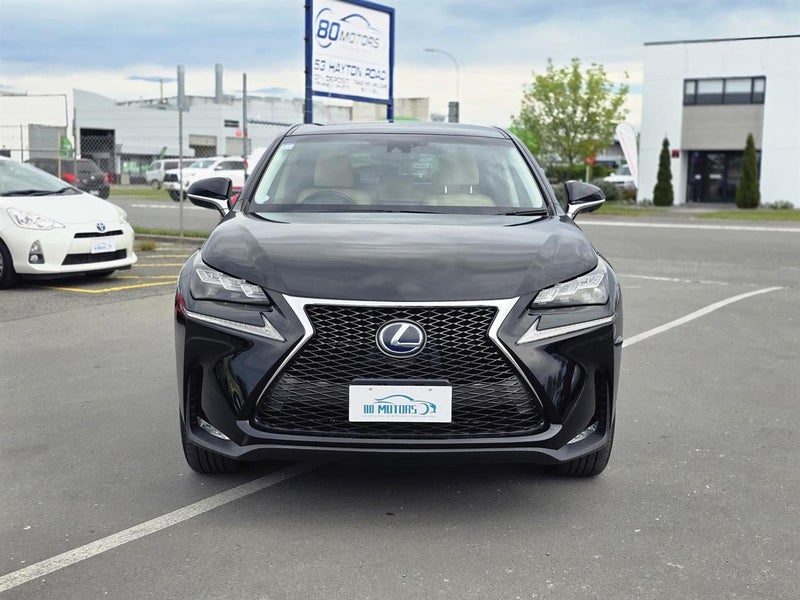 2015 Lexus NX 300h 2.5L Hybrid | Version L, photo 2