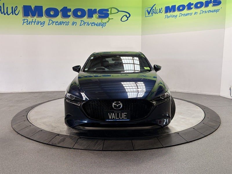 2023 Mazda 3 NEW SHAPE on NEW ALLOYS and TYRES, photo 2