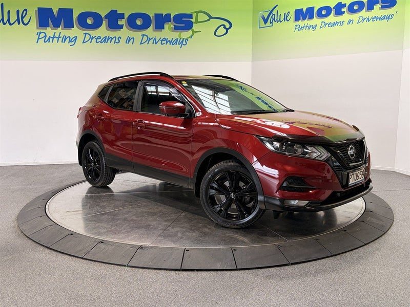 2021 Nissan Qashqai ST-L with FRESH BLACK PACK!!