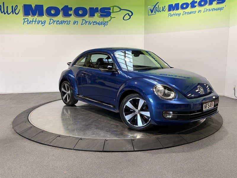 2014 Volkswagen Beetle 2.0L TURBO BUG!!