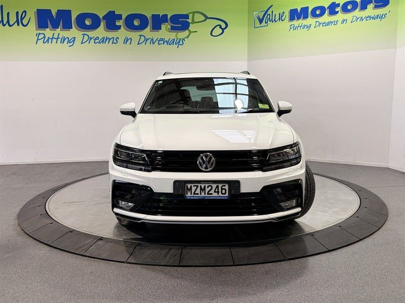 2017 Volkswagen Tiguan R-Line, photo 2
