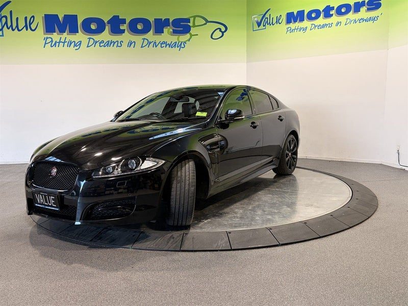 2015 Jaguar XF FACELIFT with FRESH BLACK PACK!!, photo 3