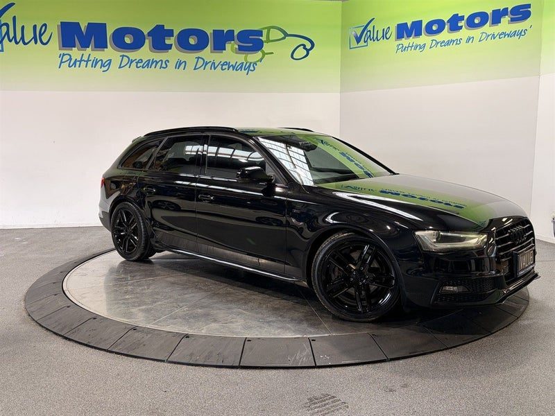 2013 Audi A4 2.0L TURBO!! FRESH BLACKOUT!!