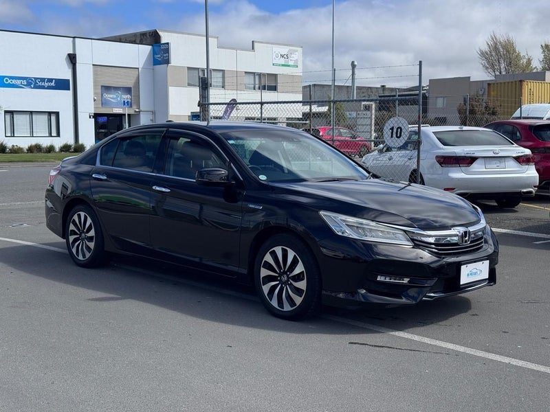 2017 Honda Accord Hybrid LX, photo 3