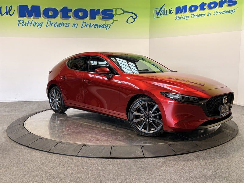 2020 Mazda 3 NEW SHAPE, SHARP LOOKING CARS!!