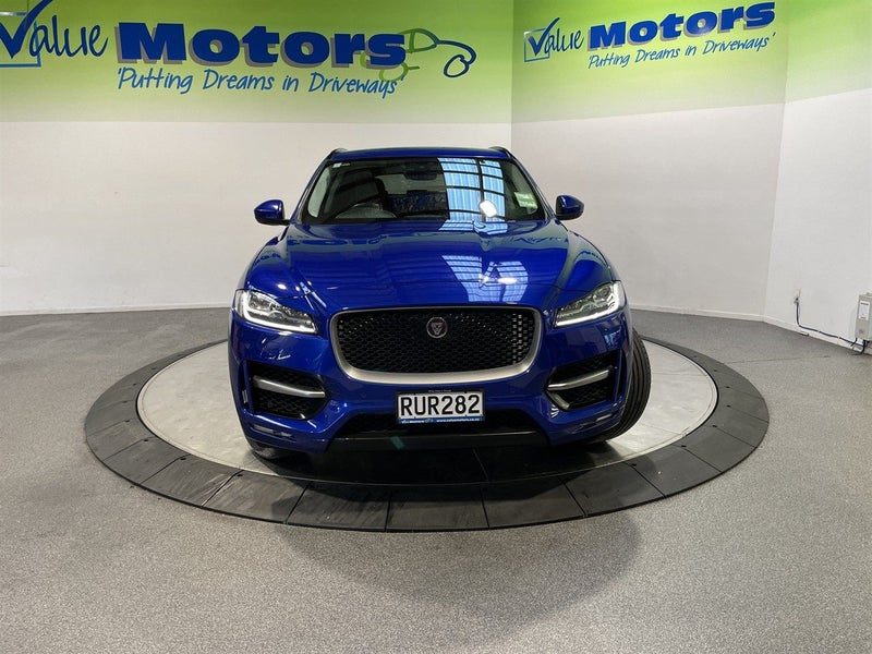 2019 Jaguar F-PACE R-Sport, photo 2