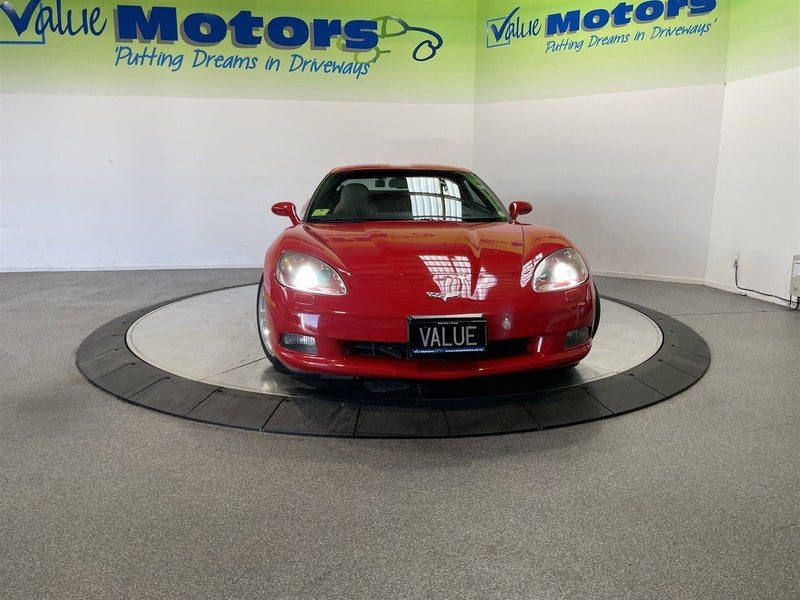 2005 Chevrolet Corvette C6 with SUPER LOW KMS!!, photo 2
