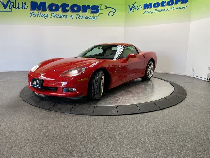 2005 Chevrolet Corvette C6 with SUPER LOW KMS!!, photo 3