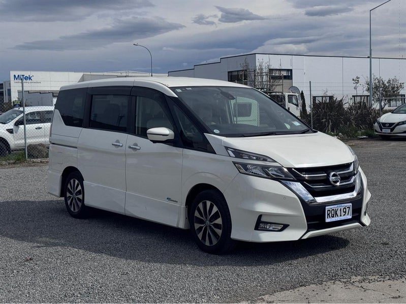 2017 Nissan Serena Highway Star, photo 3