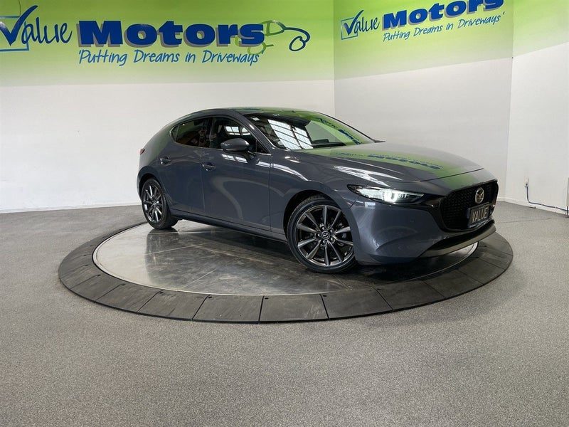 2019 Mazda 3 NEW SHAPE 2.0L LIKE NEW 6,766KMS!!