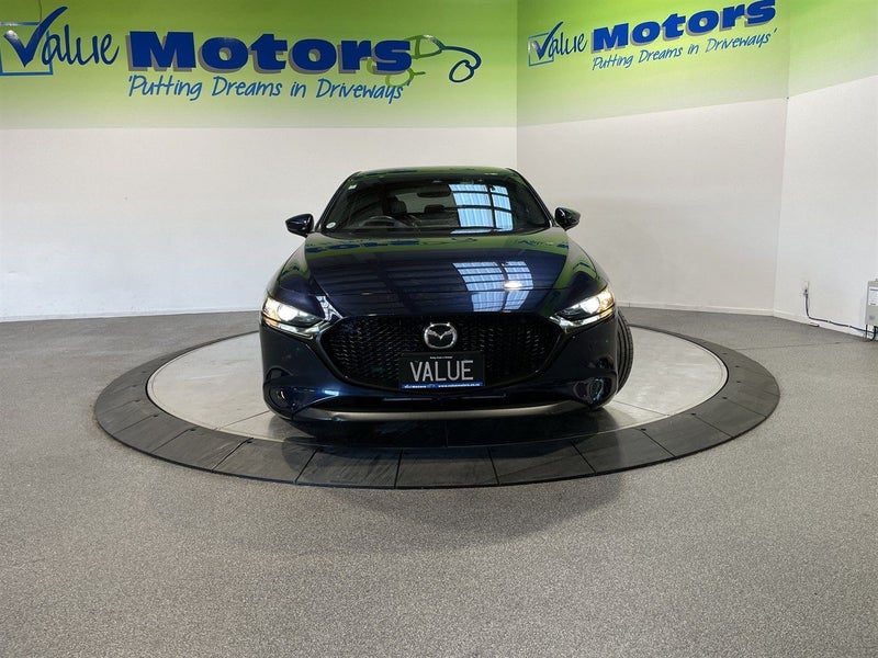 2023 Mazda 3 NEW SHAPE on NEW ALLOYS and TYRES, photo 2