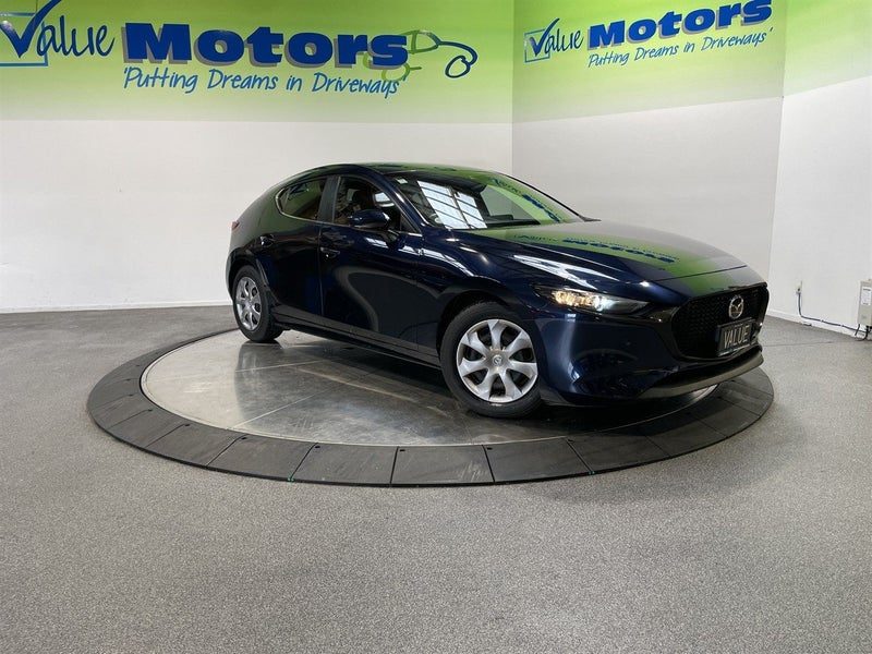 2023 Mazda 3 NEW SHAPE, SHARP LOOKING CARS!!