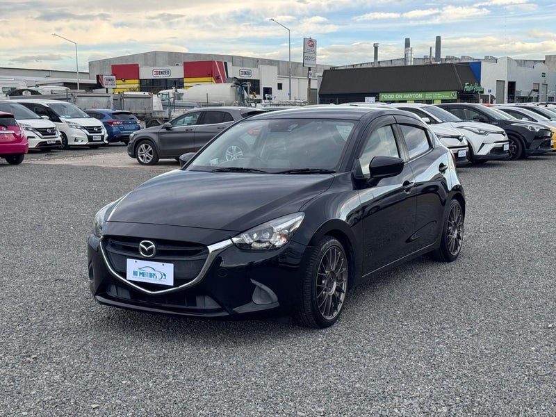 2015 Mazda Demio 13S Push Button Start, main photo