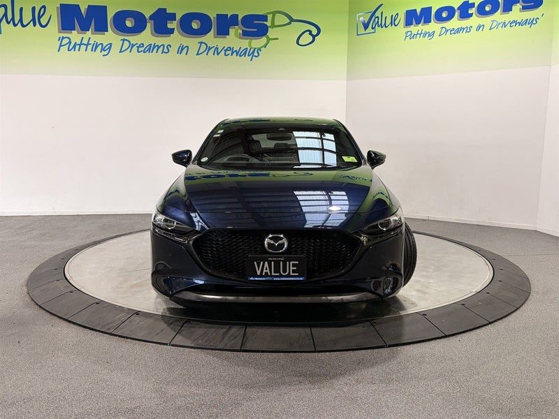 2023 Mazda 3 NEW SHAPE on NEW ALLOYS and TYRES, photo 2