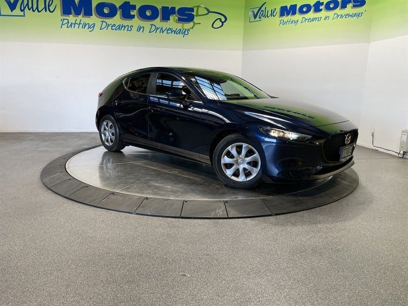 2023 Mazda 3 NEW SHAPE, SHARP LOOKING CARS!!