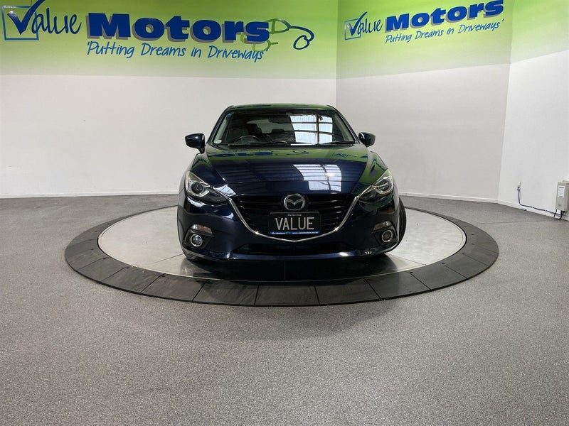 2015 Mazda Axela 1.5, photo 2