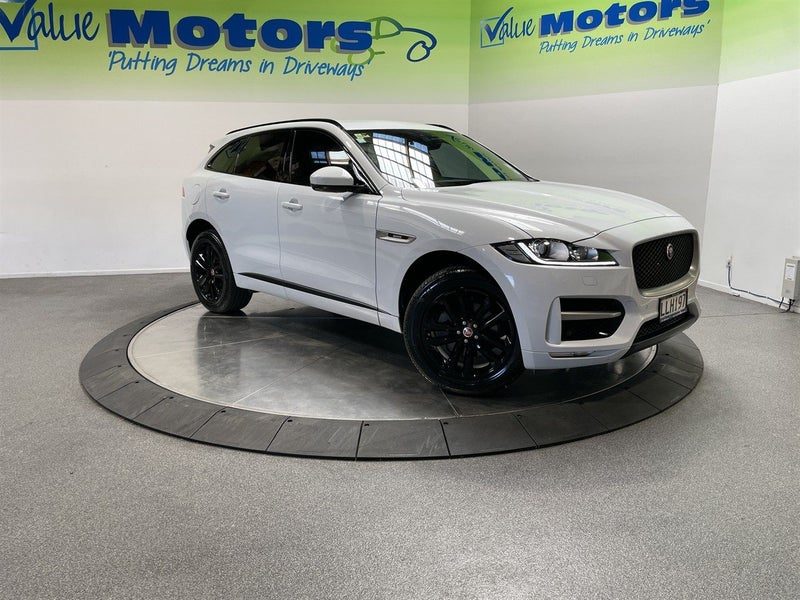 2018 Jaguar F-PACE R-Sport