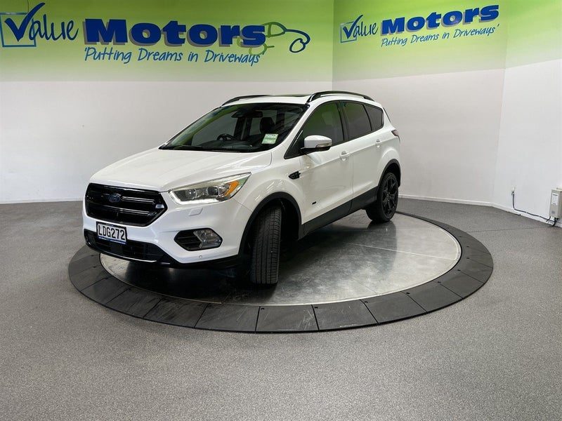 2018 Ford Escape TITANIUM AWD BLACK PACK, photo 3