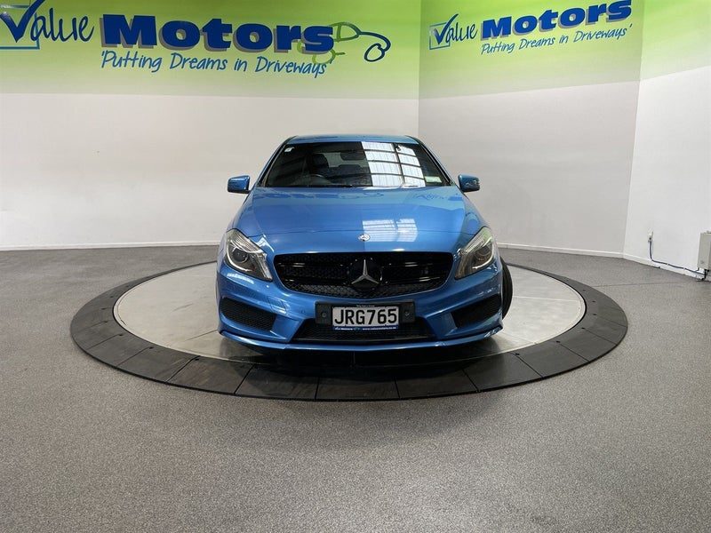 2014 Mercedes-Benz A 180 BLACK PACK .. HOT HATCH!!, photo 2
