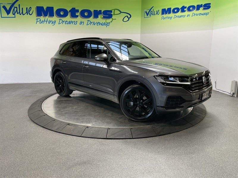 2020 Volkswagen Touareg V6