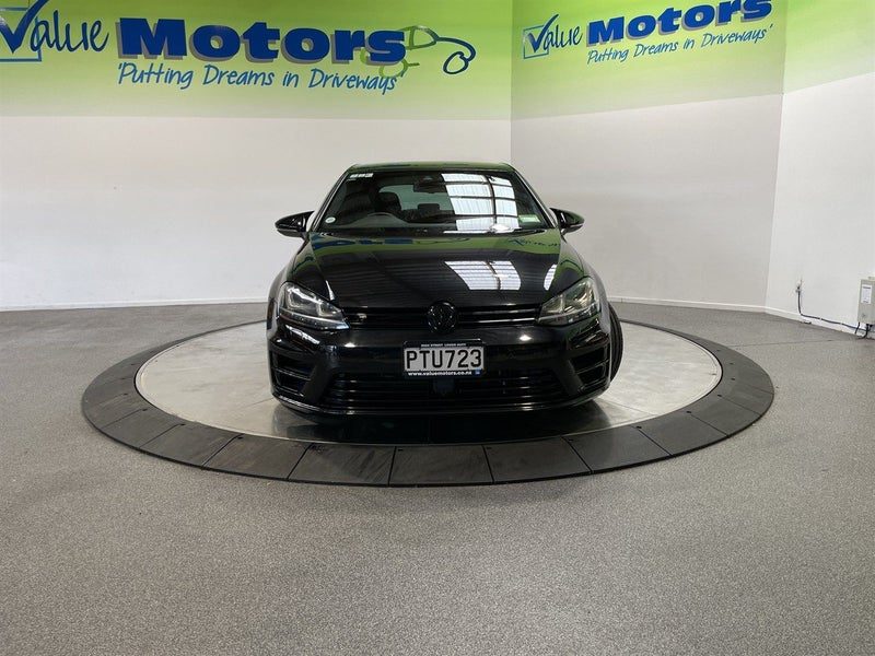 2014 Volkswagen Golf R, photo 2
