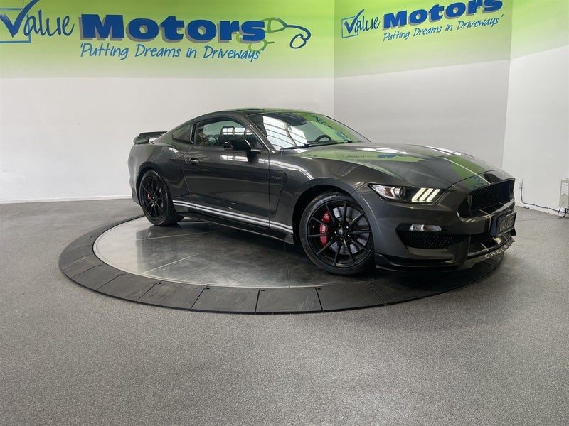 2016 Ford Mustang SHELBY GT350 with LOW KMS