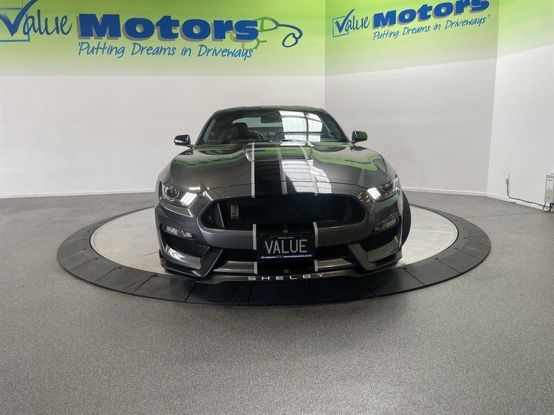 2016 Ford Mustang SHELBY GT350 with LOW KMS, photo 2