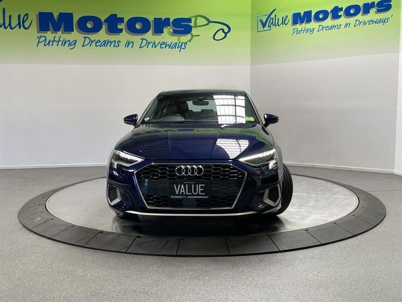 2024 Audi A3 30TFSi .. LIKE NEW with 3,100KMS, photo 2