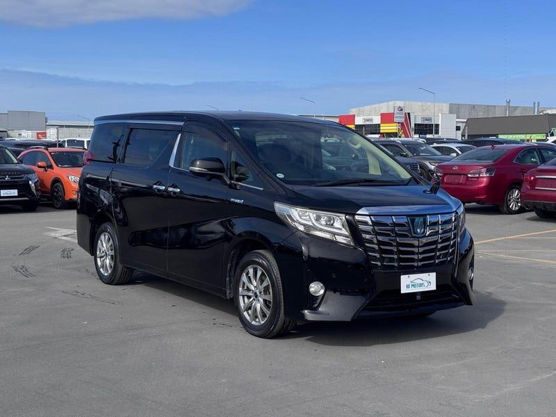 2015 Toyota Alphard 8 Seater, photo 3