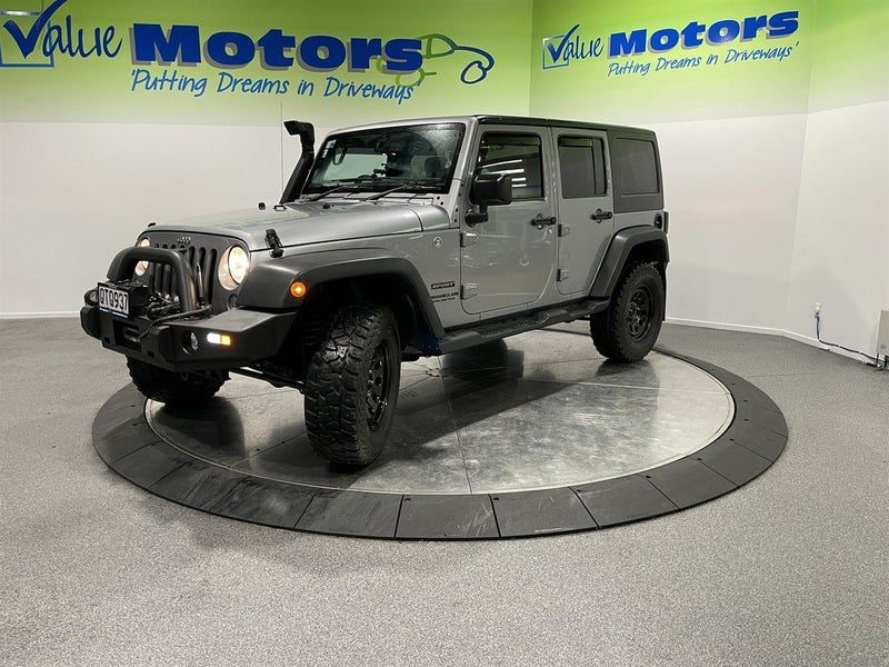 2016 Jeep Wrangler Sport, photo 3