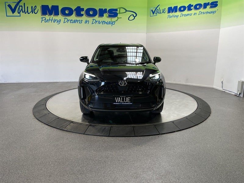 2021 Toyota Yaris Cross ONLY 23,578KMS!!, photo 2
