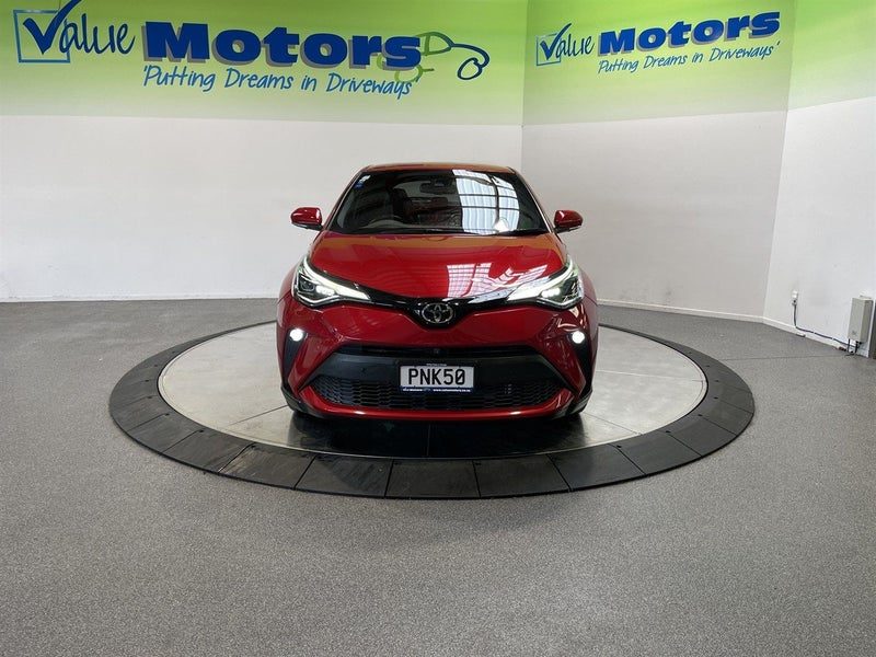 2022 Toyota C-HR Limited, photo 2