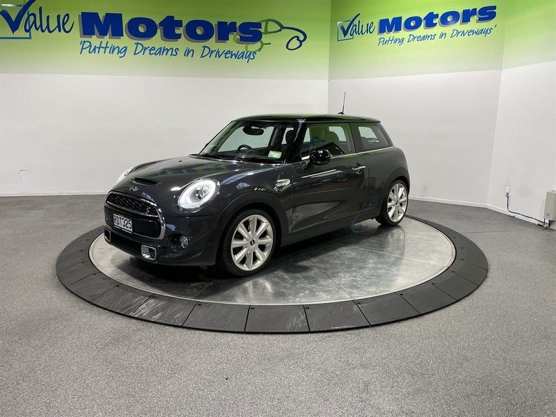2017 MINI Cooper S, photo 3