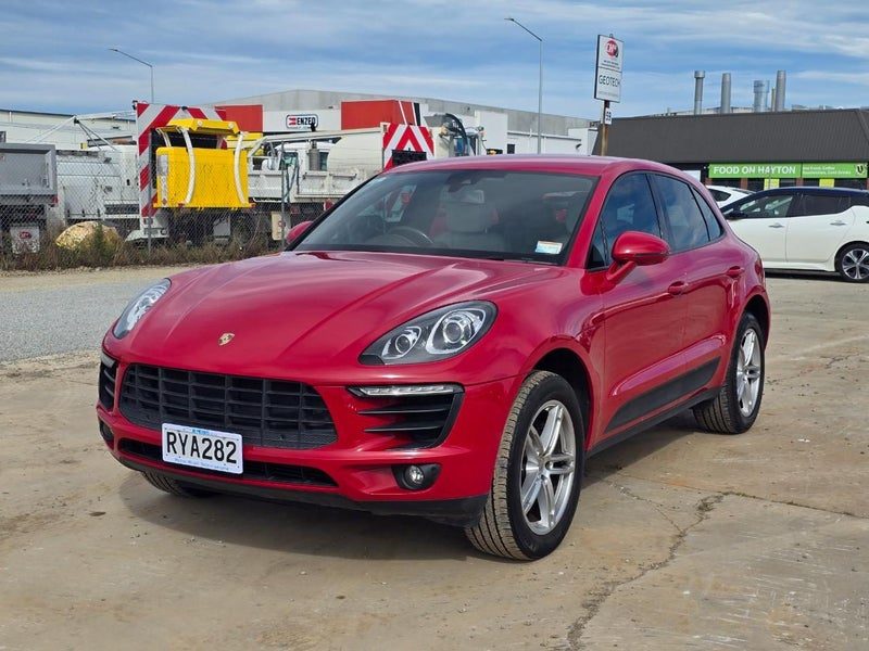 2018 Porsche Macan Sport Chrono 4WD/7AT